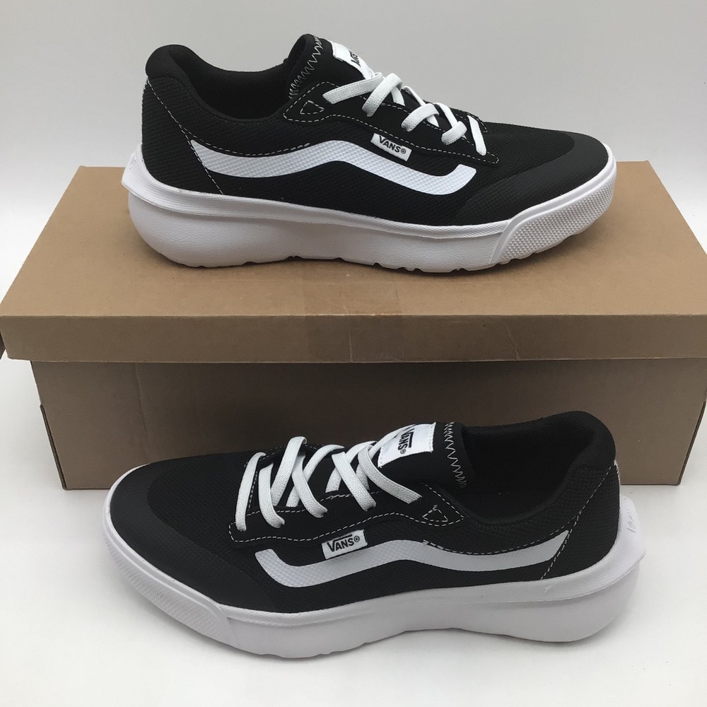 Vans UltraRange EXO Kids Shoes Black White Low Top Sneakers 721356 Size 6 Y NEW